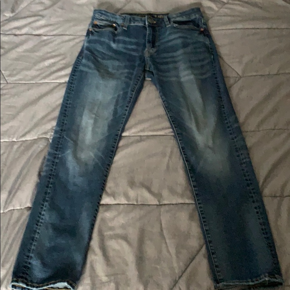 American eagle blue jeans